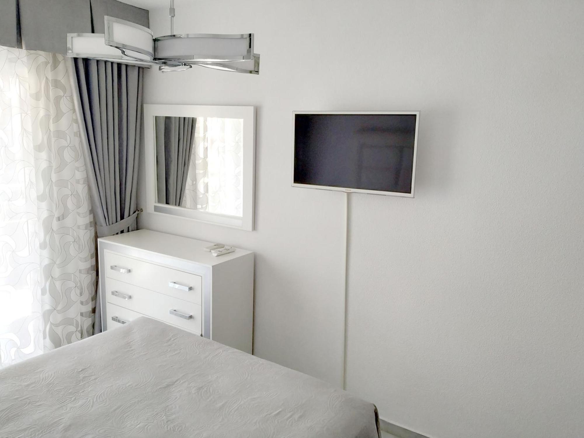 Carihuela Luxus Holiday Торемолинос Екстериор снимка